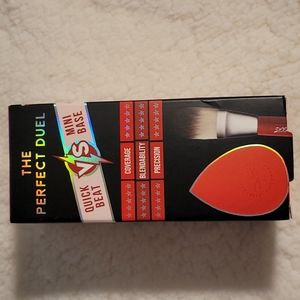 Flirtacious Looks Cosmetics Foundation Tools